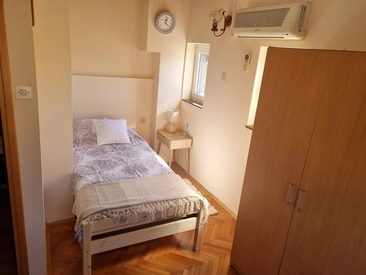 Greenview Apartment With Parking Rovinj 0*,